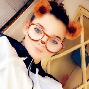 Meet your Posher, Gracie